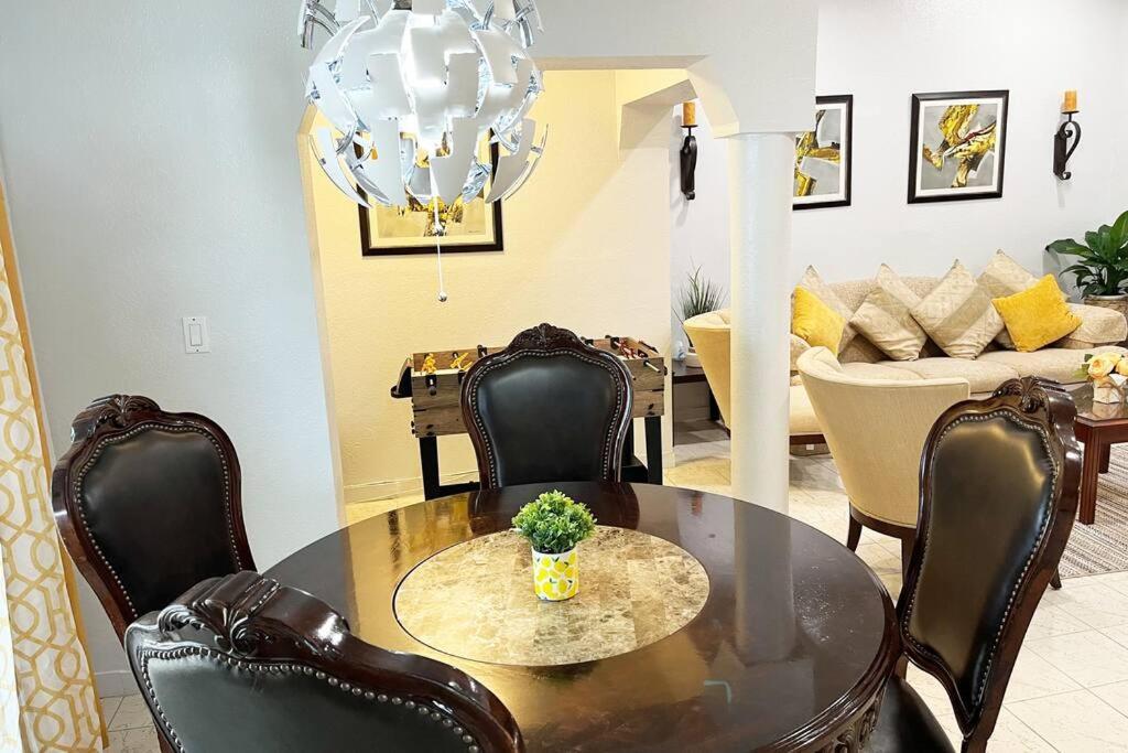 Vila Amazing & Cozy Duplex Near Zoo Miami ! Exteriér fotografie