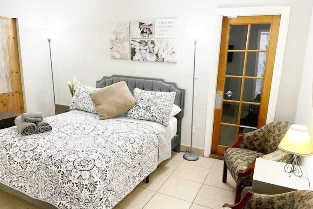 Vila Amazing & Cozy Duplex Near Zoo Miami ! Exteriér fotografie