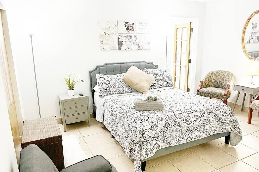 Vila Amazing & Cozy Duplex Near Zoo Miami ! Exteriér fotografie