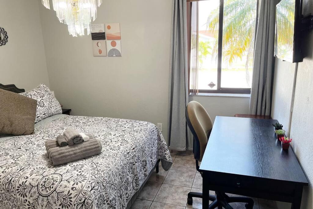 Vila Amazing & Cozy Duplex Near Zoo Miami ! Exteriér fotografie